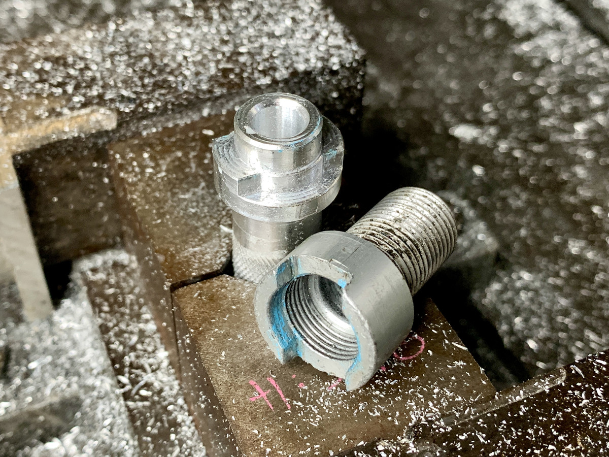 INLET_VALVE_TOOL_04_1200pix.JPG