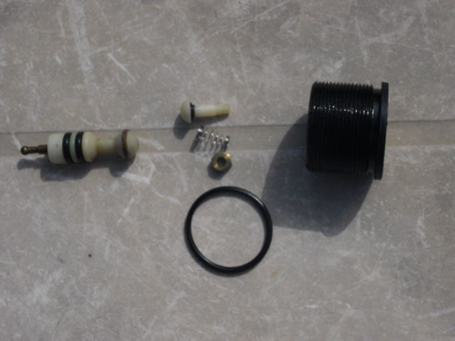 Mako Sub valve  piston