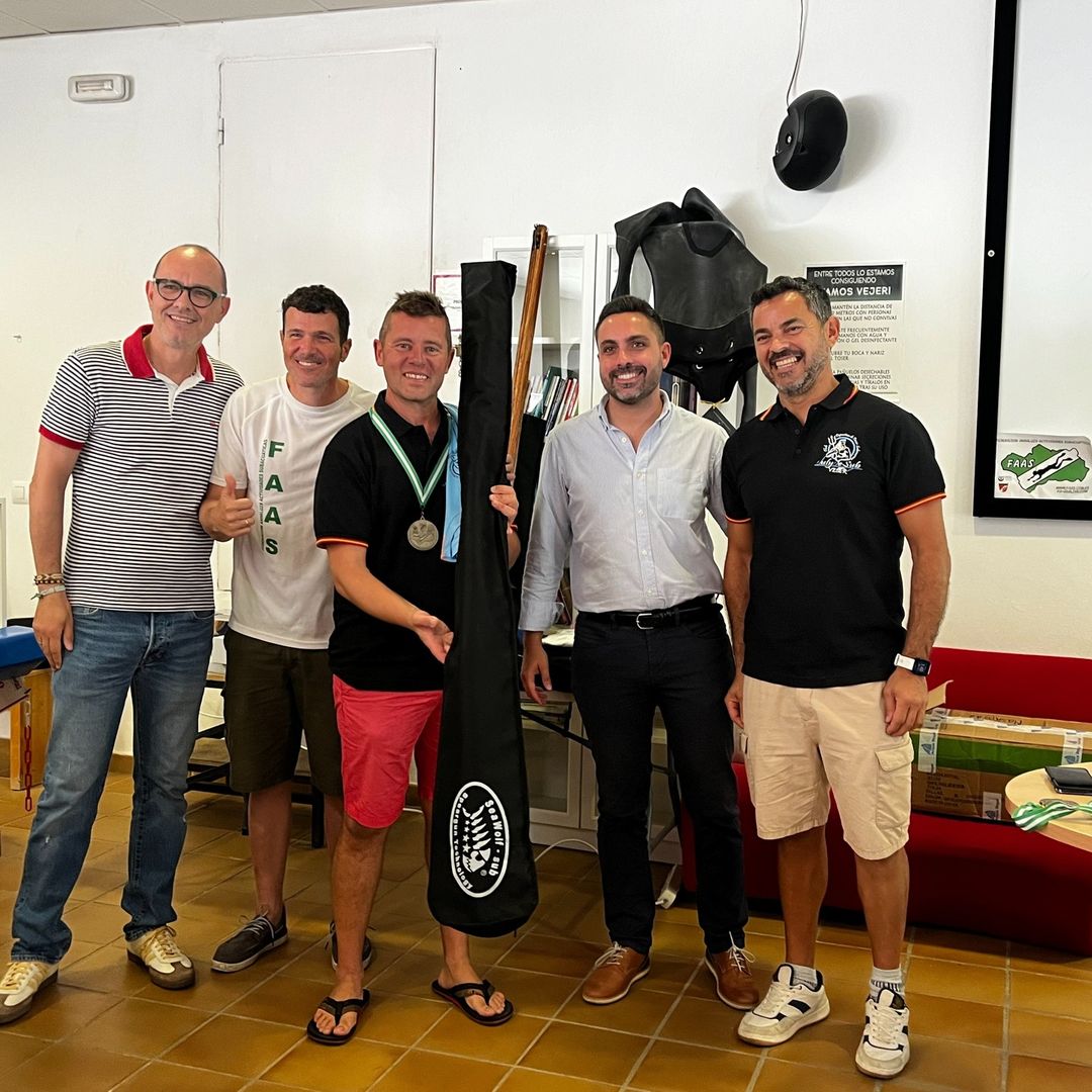 Pues ayer se celebro el 2 campeonato en piscina de Andalucía donde el primer puesto se quedo e...jpg