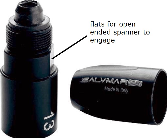 Salvimar vacuum muzzle open.jpg